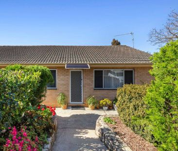 3 Bedroom Family Home with Views! - Photo 6