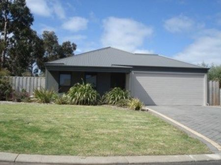 GREAT LOCATION - Photo 4