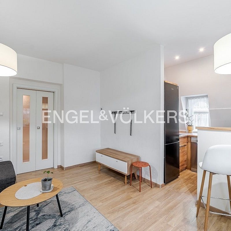 Pronájem bytu 2+kk 50 m² - Photo 1