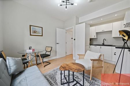 2 bedroom flat to rent - Photo 2