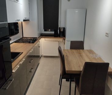 Apartament cu 1 camera - zona Podu Ros - Piata Nicolina - Photo 4