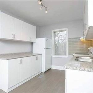 Spacious 1-BR unit for rent in the Prime Danforth location - Photo 3