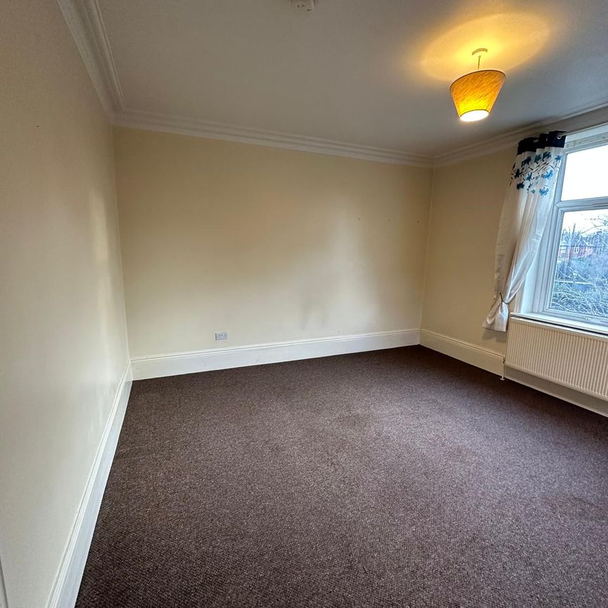 Flat ,3 St Marys Road, Doncaster - Photo 1