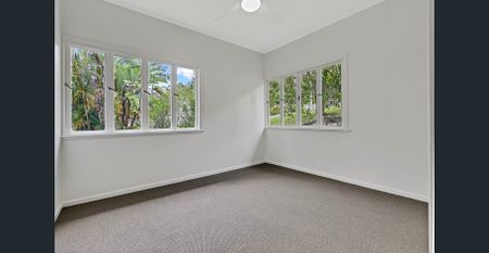 Freshly renovated home - Photo 2