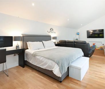 6 bedroom terraced house to rent - Photo 4