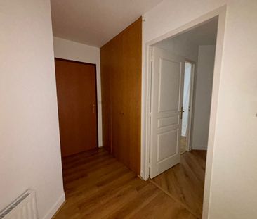 Location Appartement 3 pièces 68m² - Photo 5