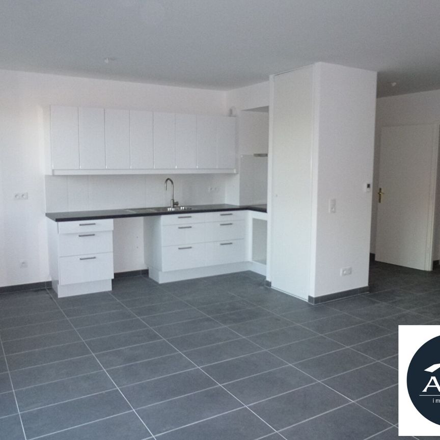 Location Appartement 3 pièces 70m² EPERNON 28230 - Photo 1