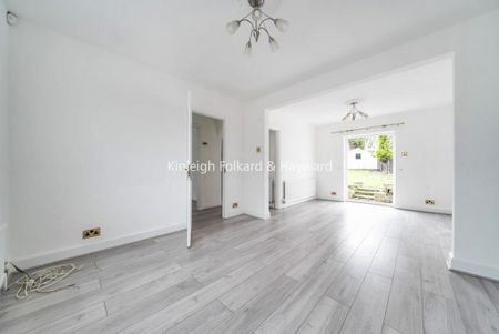 3 bedroom bungalow to rent - Photo 2