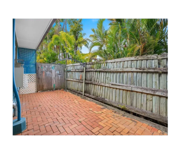 2 bedroom ground floor, close to everything! - Photo 4