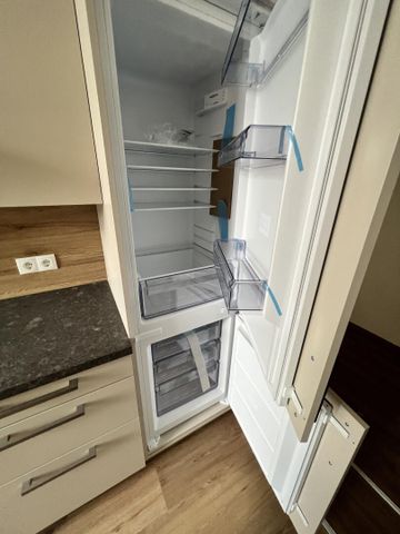 Top sanierte 3 Zimmer und möblierte Küche, Garten, ab sofort ++Videorundgang++ - Photo 5