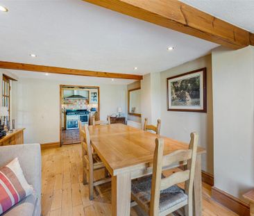 4 bedroom detached house to rent - Photo 5