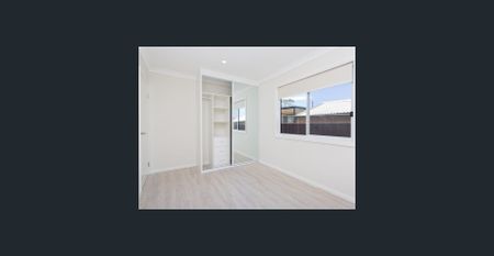 Neat Granny Flat with Natural Light - Photo 5