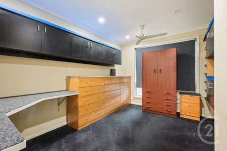 Prime Location & Endless Outdoor Features! - Photo 5