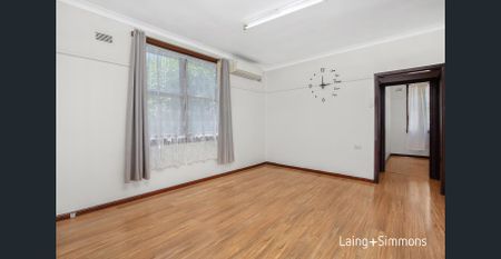 Spacious Four Bedroom Family Home - Photo 2