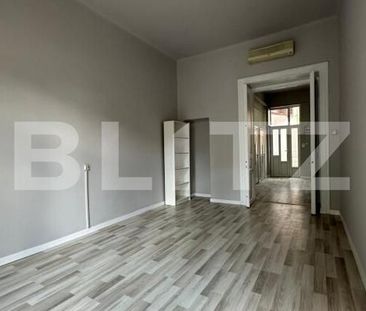 Apartament 4 camere, semidecomandat, 110 MP, zona Central - Photo 1