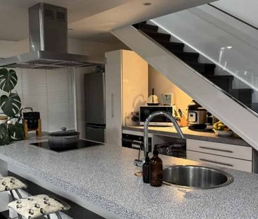 Coastal Beach Haven - Photo 3