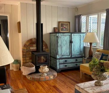 Character Cottage - Photo 4