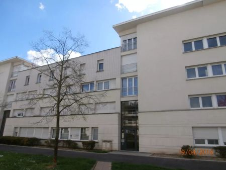Location appartement T5 96.90m² à Reims (51100) - Photo 3