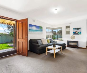 Updated Two Bedroom Unit Only Minutes from Grange Beach - Photo 2