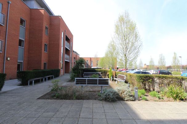 The Brow, Corbett Court The Brow, RH15 - Photo 1