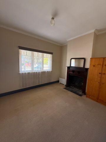 Easy living and a brilliant lifestyle right on your doorstep - Photo 4