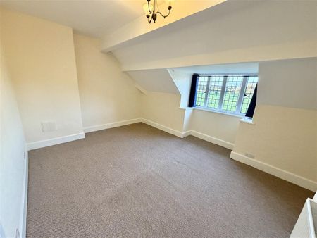 The Folds, Wirral - Photo 3