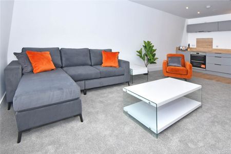 Queens Garden, 30 The Ironmarket, Newcastle Under Lyme, ST5 - Photo 5