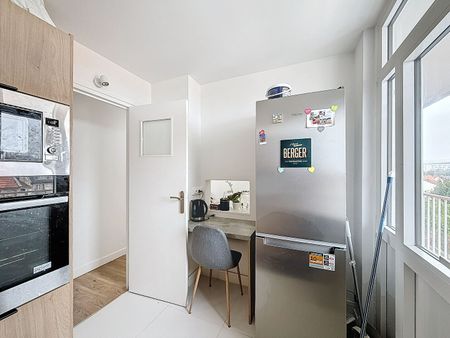 Apartment - Photo 2