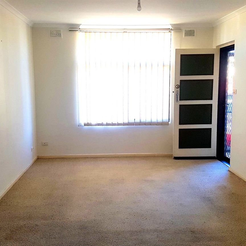 Charming Two-Bedroom Unit in Kilkenny - Photo 1