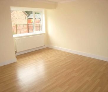 Millside, Hales, NORWICH - Photo 3