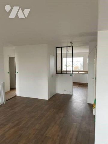 A LOUER VANNES TRUSSAC T4 75 m² REFAIT A NEUF LIBRE - Photo 4