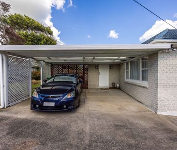 Family-Friendly Living with Double Carport - Mount Roskill - Photo 1