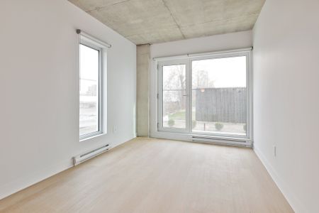 Condo for rent, Montréal (Villeray/Saint-Michel/Parc-Extension) - Photo 2