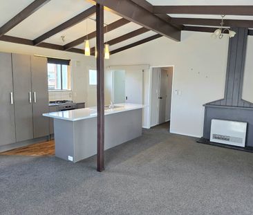 Lovely Home in Oxford Terrace - Photo 1