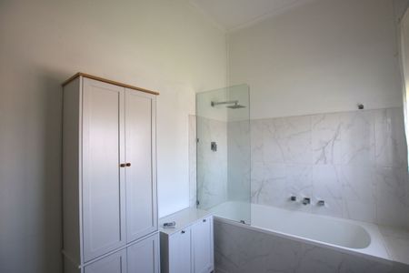 Comfort & Convenience in a Sought-After Pocket! - Photo 5