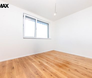 Pronájem bytu 2+kk 41 m², U Komína, Praha Radlice - Photo 2