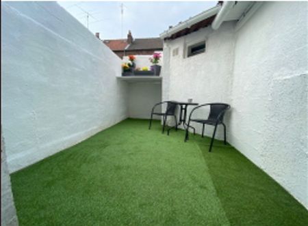 1 pièce - Meublé - 15 m² - RDC - Colocation non autorisée - Photo 2