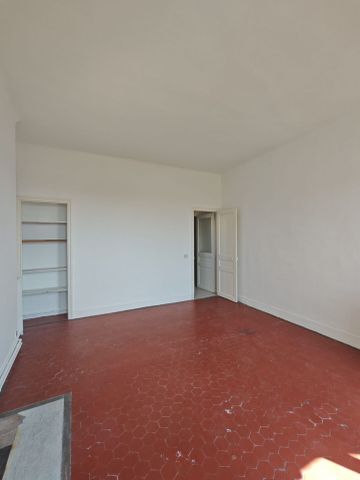 Appartement 5 pièces 183m2 MARSEILLE 8EME 2 300 euros - Photo 5