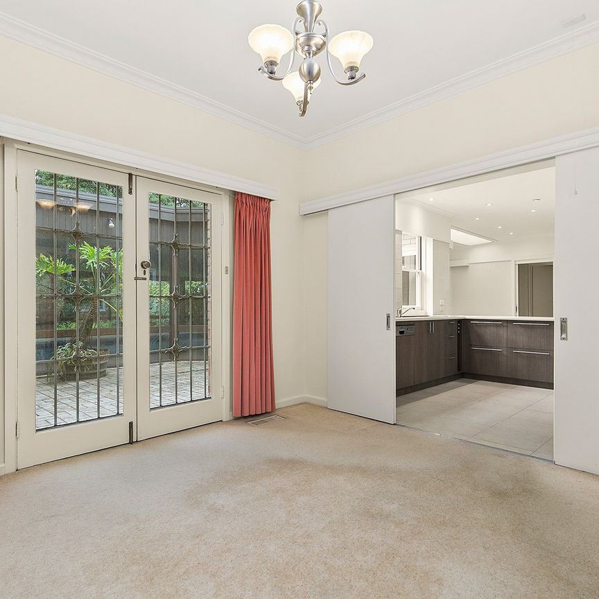 23 Fuchsia Street, Blackburn - Photo 1