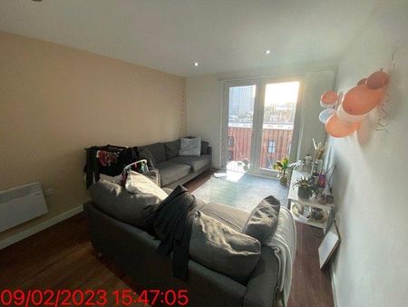 3 bedroom apartment to rent - Photo 3