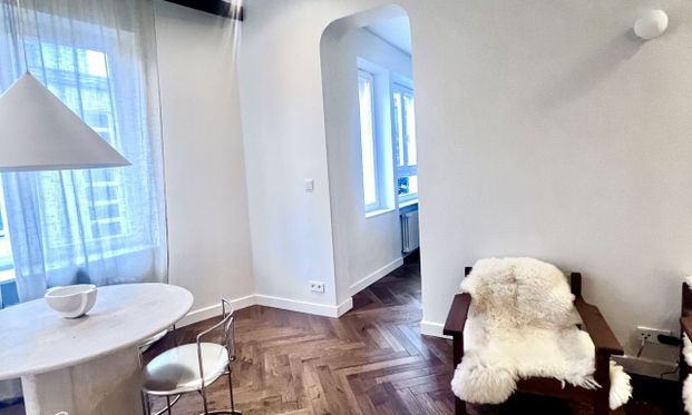 Warszawa, Śródmieście, Solec, Franciszka Salezego - Фото 1