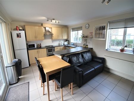 Double Room in House Share to Let Norwich NR3 - Photo 2