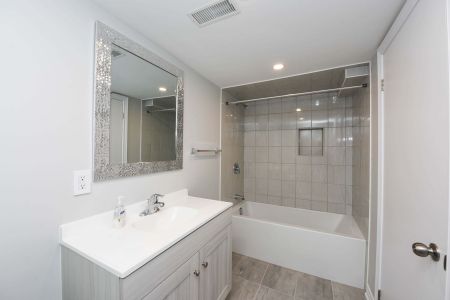 For Lease - 91 Whitfield Avenue Unit# Bsmt Apt, Toronto, Ontario - Photo 5