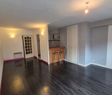 Location Appartement 2 pièces 49m² LILLE 59000 - Photo 2