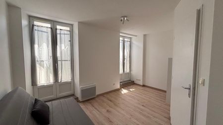 Location Appartement 4 pièces 82m² COUX 07000 - Photo 4
