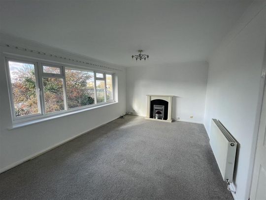 2 bedroom maisonette to rent - Photo 1