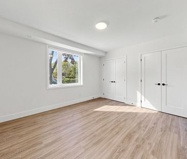 For Lease - 655 O'connor Drive Unit# Main Floor, Toronto, Ontario - Photo 5