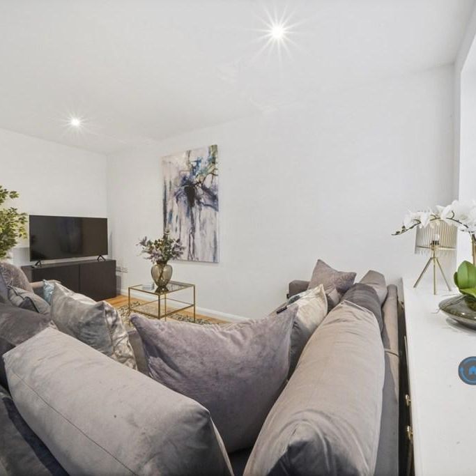 5 bedroom terraced house to rent - Photo 1