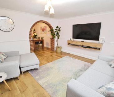 3 bedroom semi-detached house to rent - Photo 2