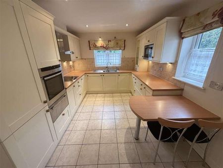 Village Road, Heswall, Wirral, CH60 - Photo 3